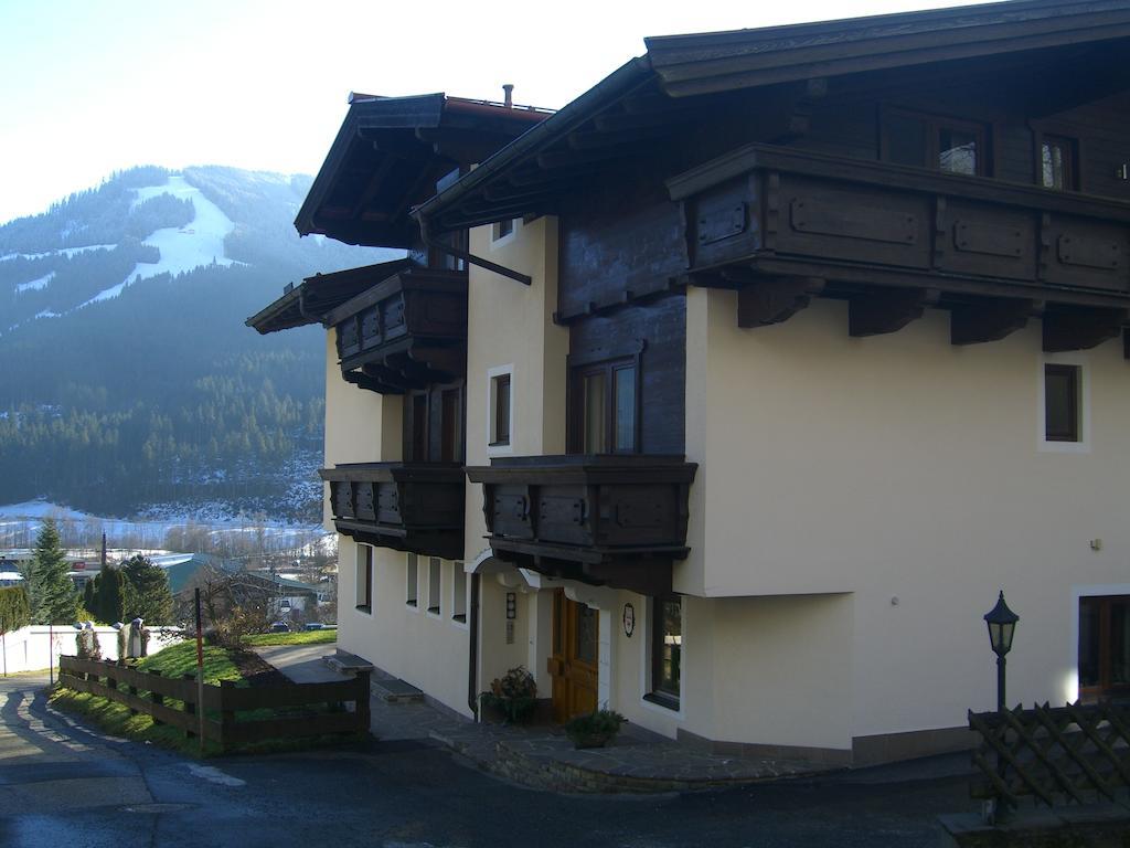 Gastehaus Hofer Lejlighed Brixen im Thale Eksteriør billede